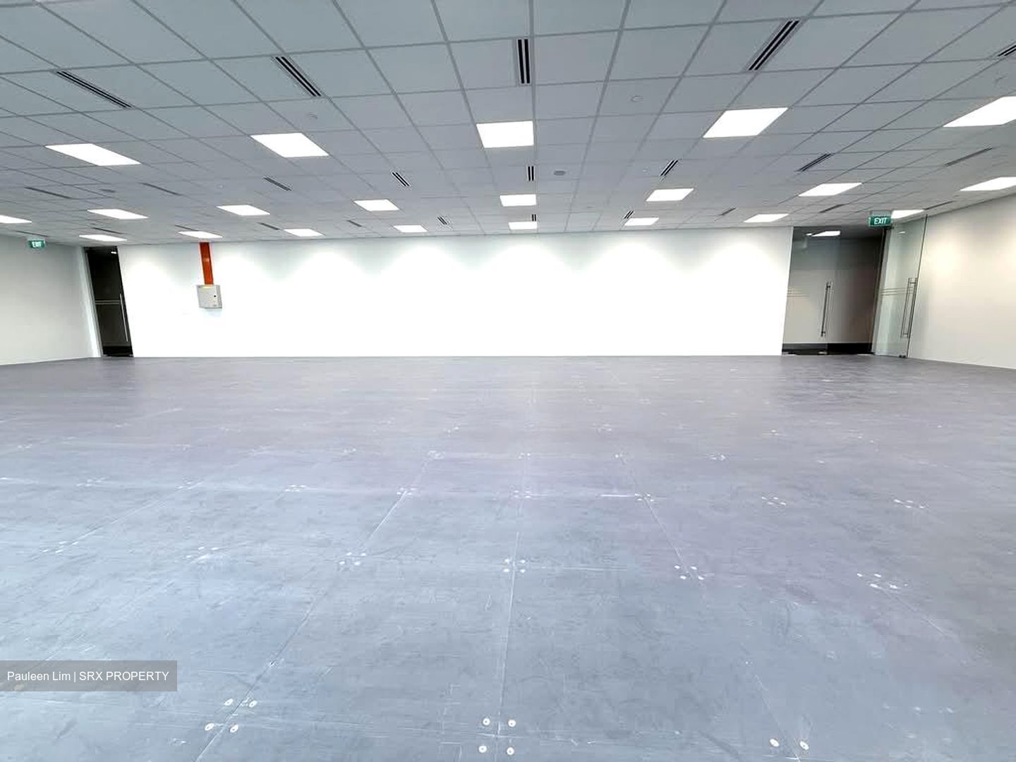 Central Boulevard (D1), Office #588078821